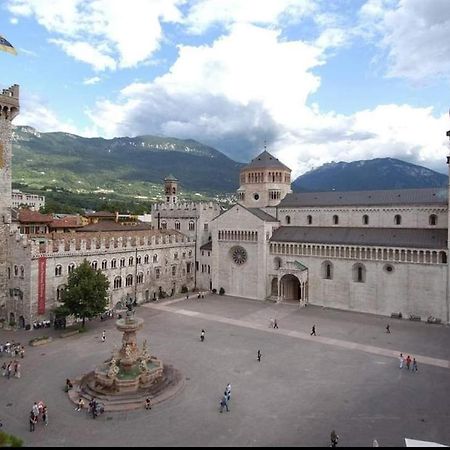 B&B And Apartments Al Duomo Trento Dış mekan fotoğraf